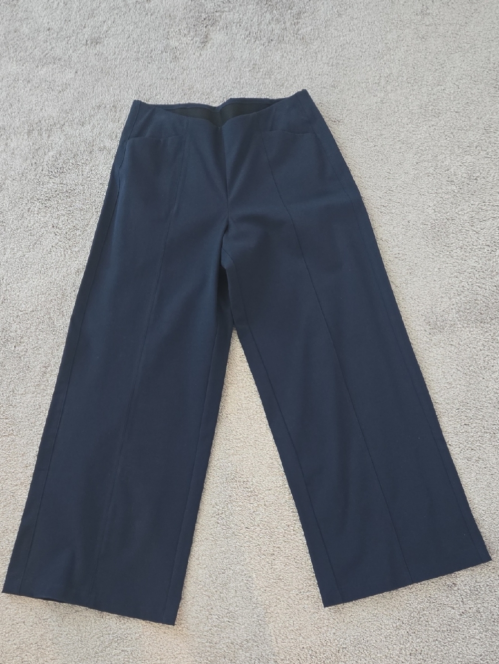 Old Navy High-Rise Wide Leg Pants in Navy